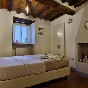 https://casa-dalia.it-tuscanyhotel.com